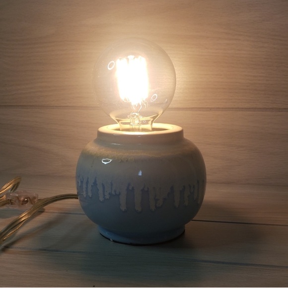 DSI LIGHTING CERAMIC UP LAMP - Picture 5 of 5